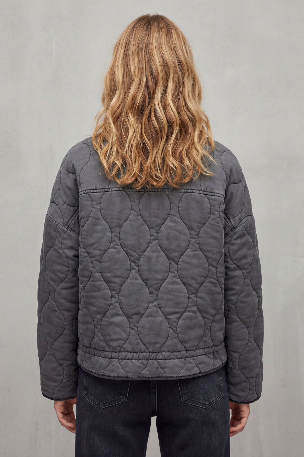 Cavelline | High Neck Wave Quilted Zip Up Jacket
