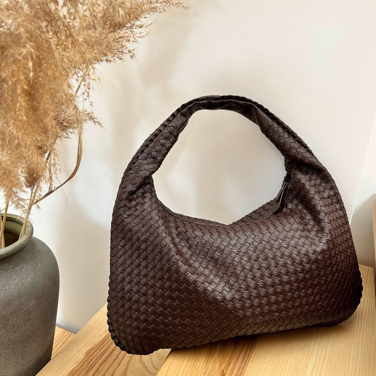 Ivie Shoulder Bag