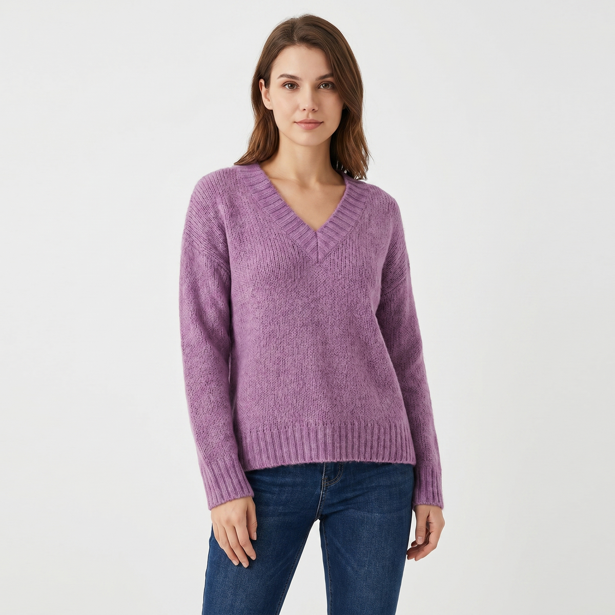 Linden | Relaxed V-Neck Pullover