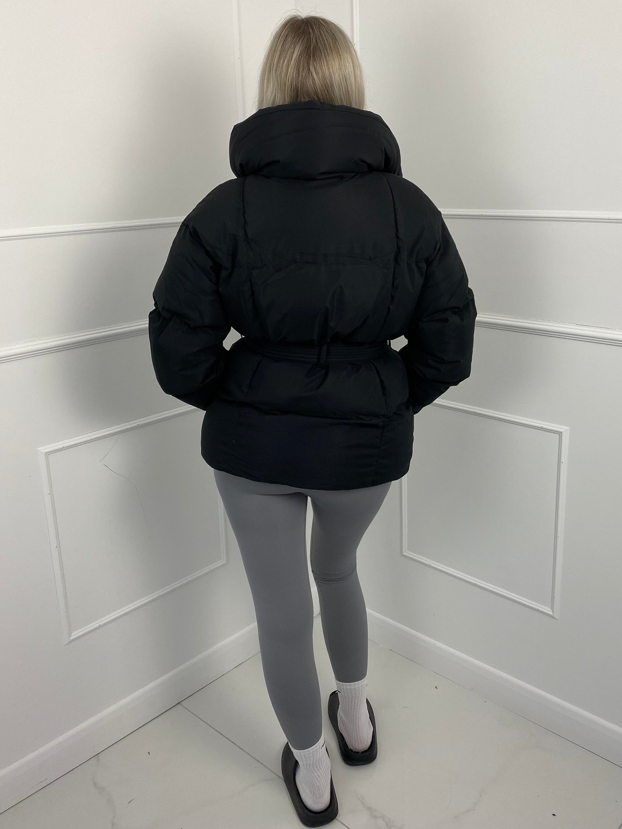 Molly | Short Belted Puffer Jacket